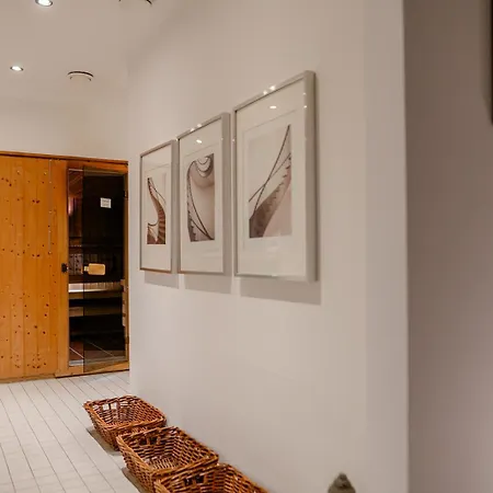 Auszeit - Fruehstueckshotel 3*